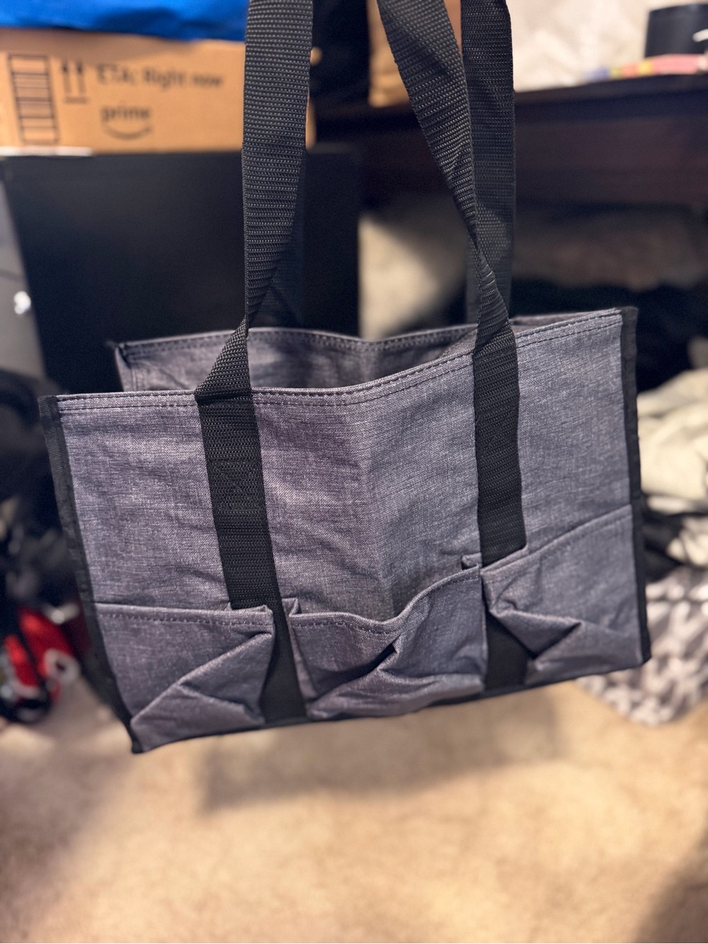 Thirty-one Gray Utility Tote Bag with 5 Exterior Pockets & 2 mesh side pockets